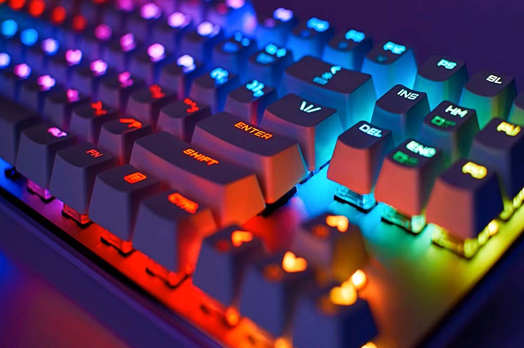 Top 10 Keyboards Of 2024 – Gamers and Pros Will Love These!
